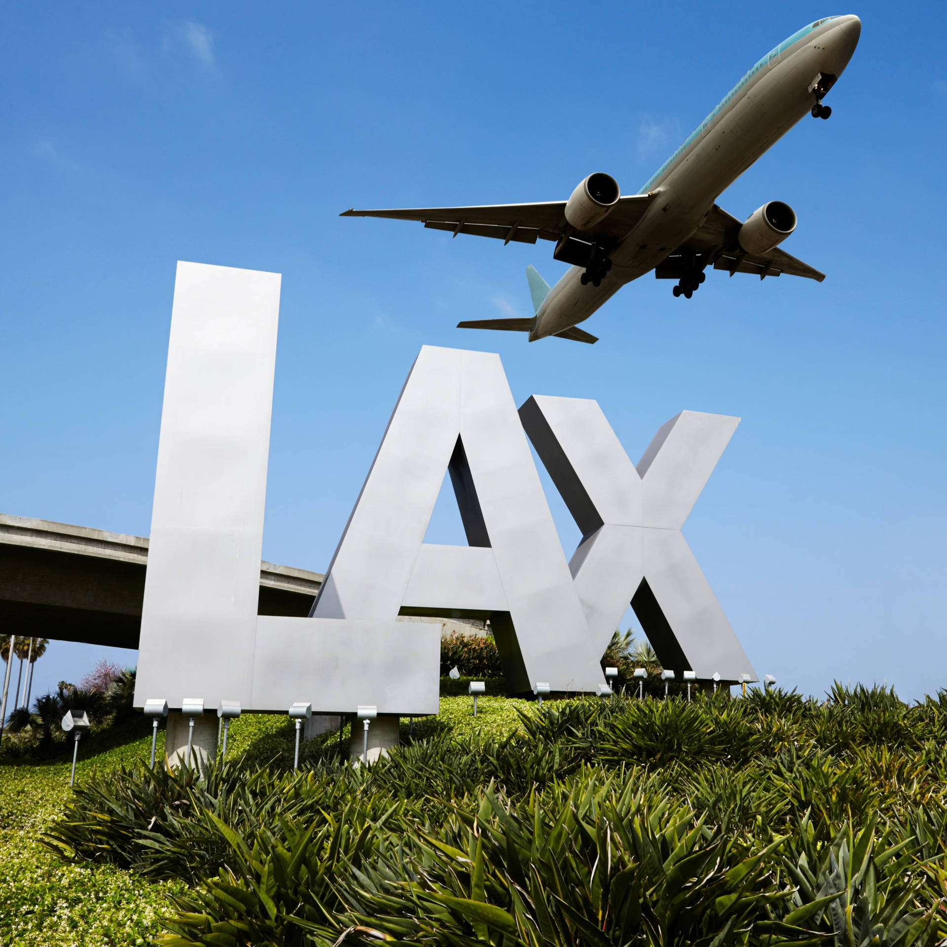 LAX